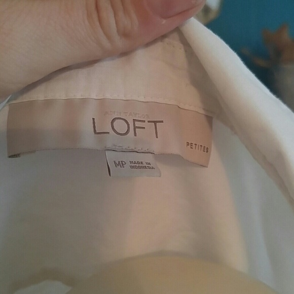 White loft button up blouse - Picture 3 of 3