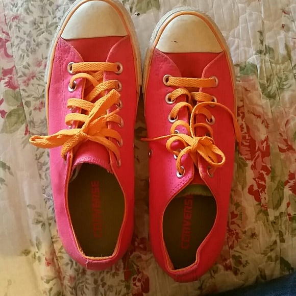 Neon pink two tongue converse