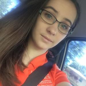 Meet your Posher, Nikki