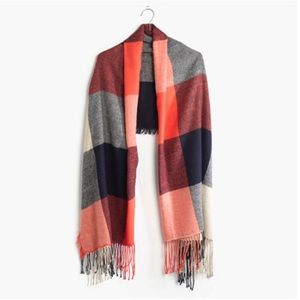 Madewell checkered scarf. NWT. Super soft!