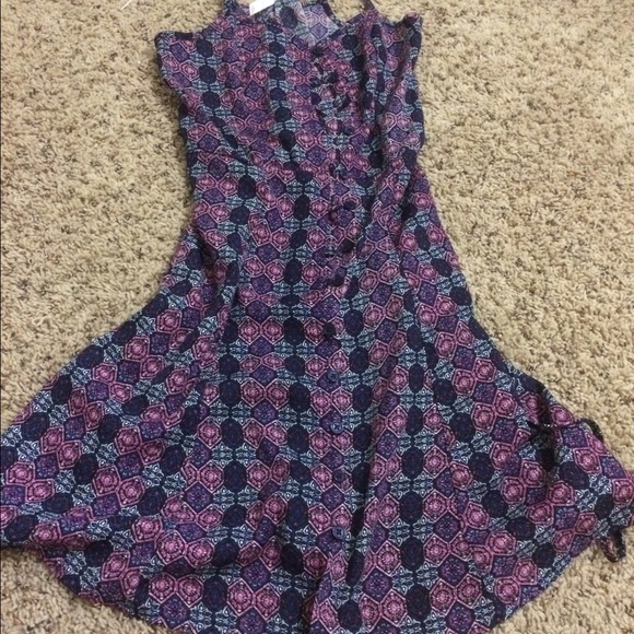 Target Dress , small, buttons up , ties in back