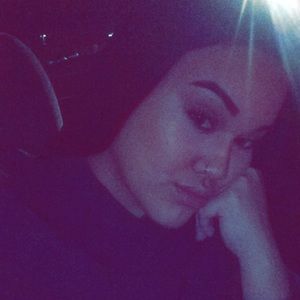 Meet your Posher, Beatriz