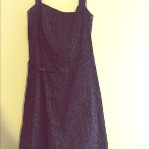 Plus size rosette patterned black party dress