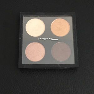 MAC eye shadow palette *on hold*