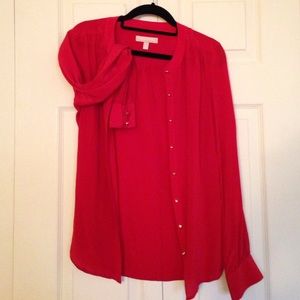 👚Banana Republic 100% silk button down