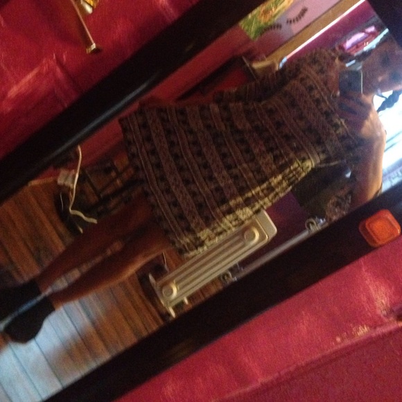 Really pretty black and white elephant mini dress - Picture 4 of 4