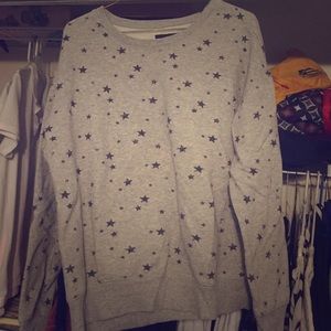 An XL grey American eagle sweatshirt