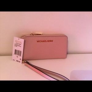 Michael Kors Pink Wristlet/Wallet (BNWT)