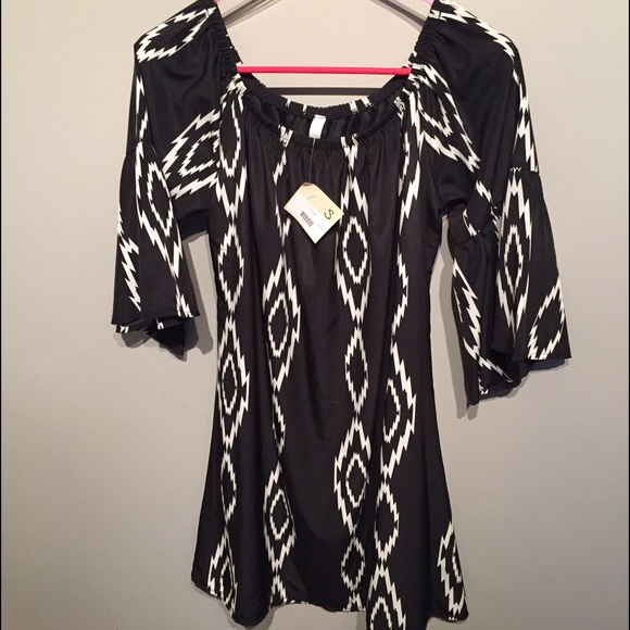 Black and white patterned dress!