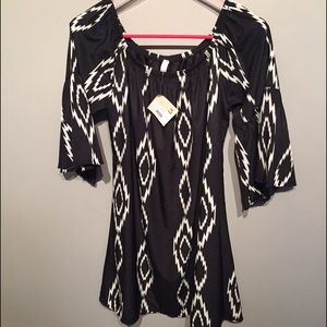 Black and white patterned dress!