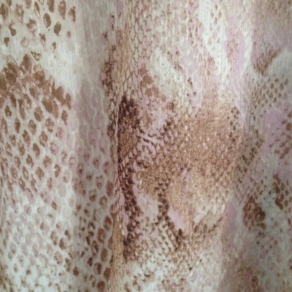 Flowy shirt - Picture 2 of 2