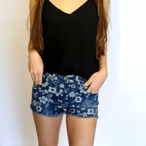 NWOT AG Stylist Series Denim Shorts