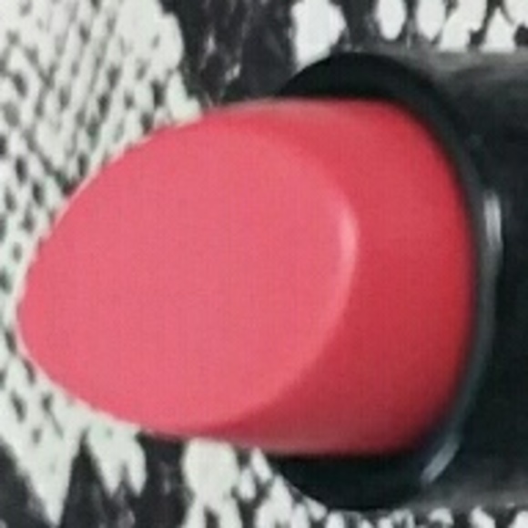 NEW! BOBBI BROWN LIPSTICK - Picture 2 of 4