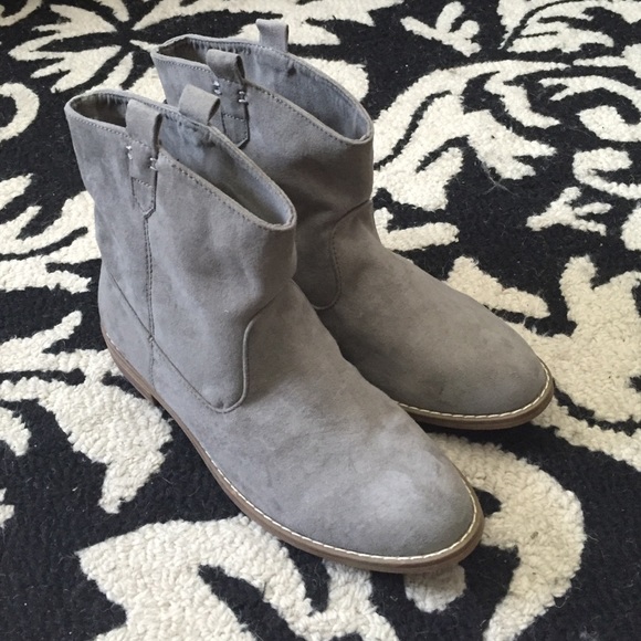 ankle boots