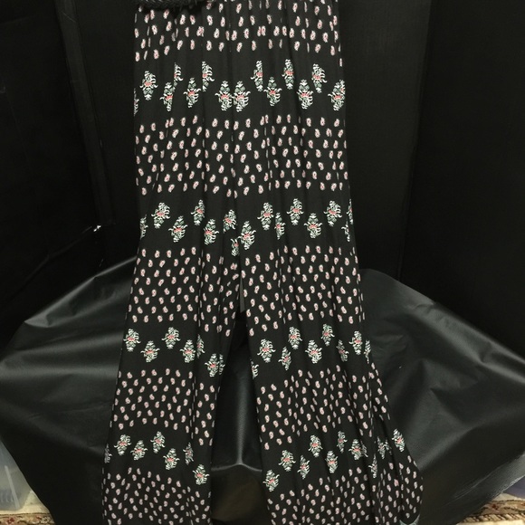 One piece jumper - Picture 2 of 2