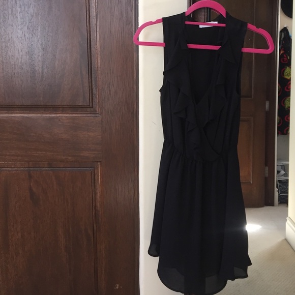 vneck dress - Picture 1 of 1