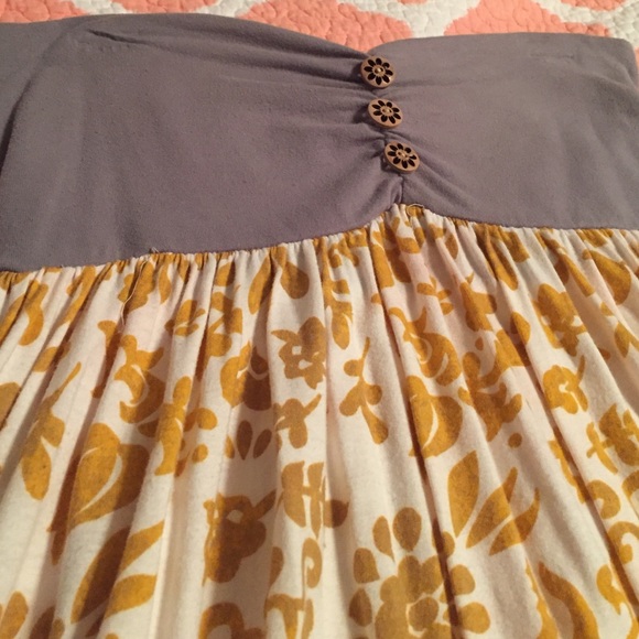 Sweetheart strapless cottony summer dress