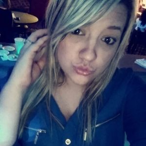 Meet your Posher, Sabrina