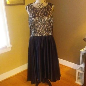 Junior's Dress