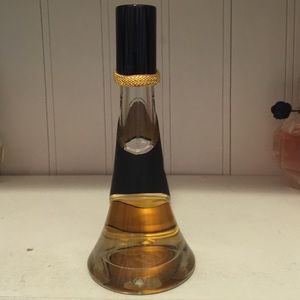 Rhianna perfume