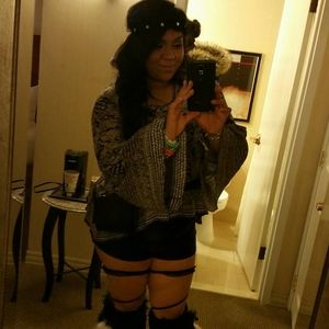 Meet your Posher, Gabriela