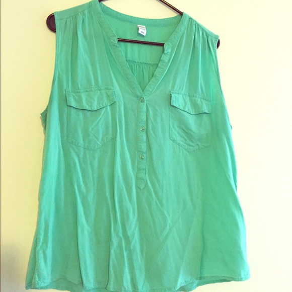 Mint flowy dressy tank
