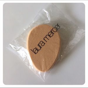 Laura Mercier Egg Foundation Sponge - NWT - Sealed