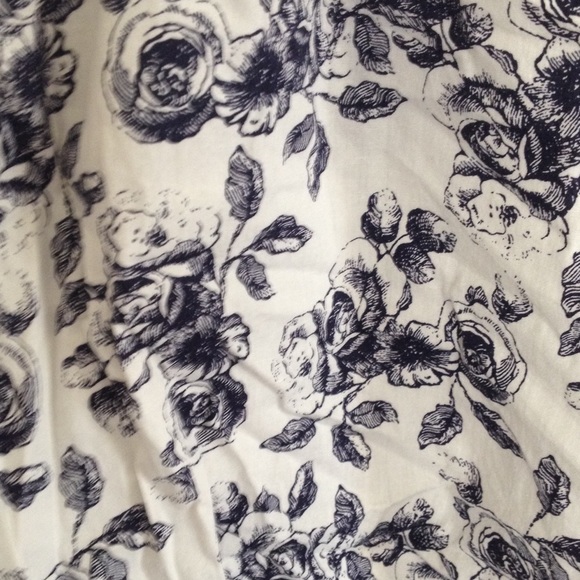 Sun Dress - Picture 2 of 3