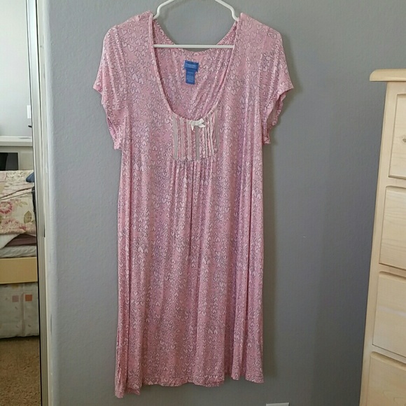 Pink Simply Vera night gown