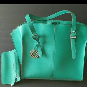 London Fog Kelly Green Handbag