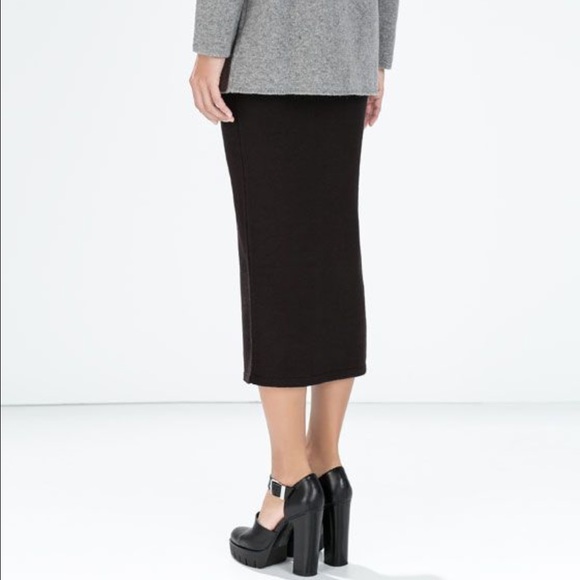 NWT Zara Knit Tube Skirt Midi Medium - Picture 2 of 4