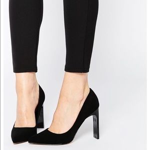 ASOS Black Set Back Heel Pumps. Sz 7