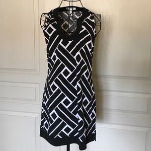 White House Black Market tunic