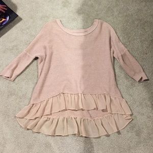 American Eagle 3/4 sleeve sweater w/ ruffles