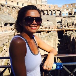 Meet your Posher, Megan