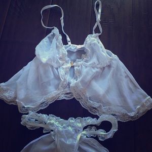 NWOT Lingere Bridal Set!