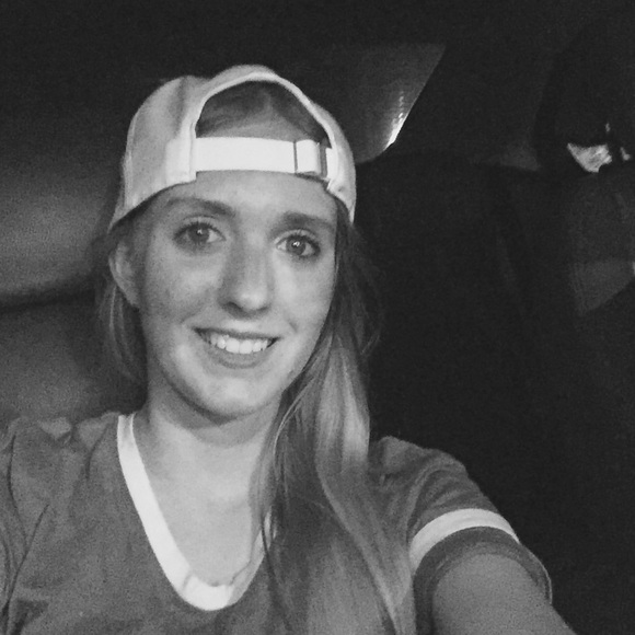 ABOUT ME! - Picture 2 of 4