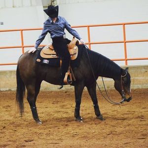 Meet your Posher, Danielle