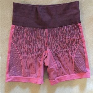 Lulu lemon compression shorts