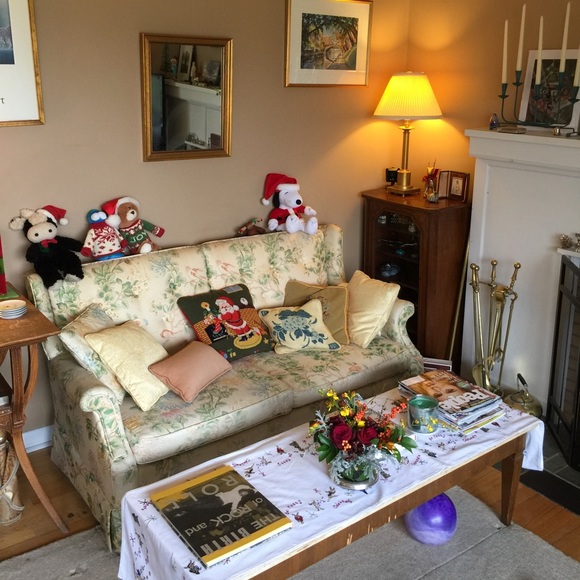 Meet your posher 😊 - Picture 2 of 4