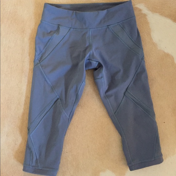 Lulu lemon crop pants