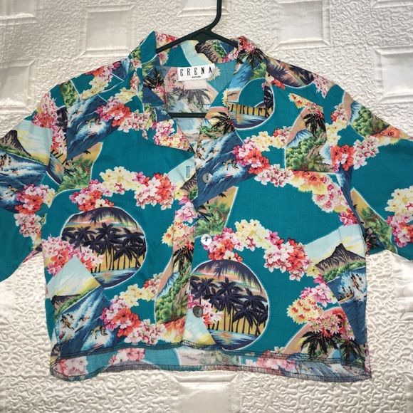 ✨🌺Vintage Hawaiian crop top🌺✨