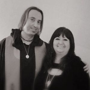 Meet your Posher, Claudia