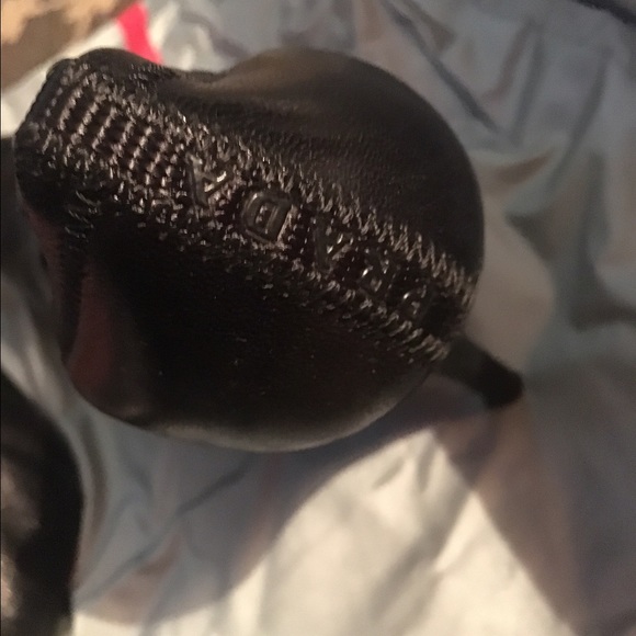 Classy PRADA heels - Picture 3 of 4