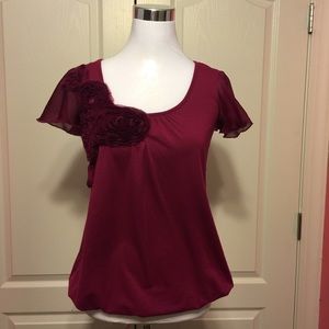 Nina and sue shirt sz. Small