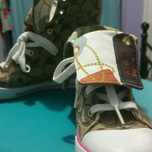 AUTHENTIC coach high top sneakers. Bonny sneaker