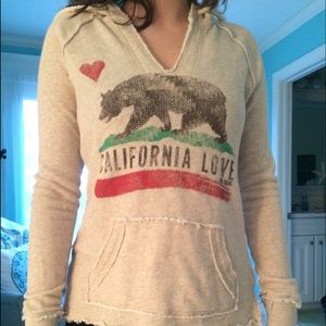 California love/bear symbol V neck hoodie