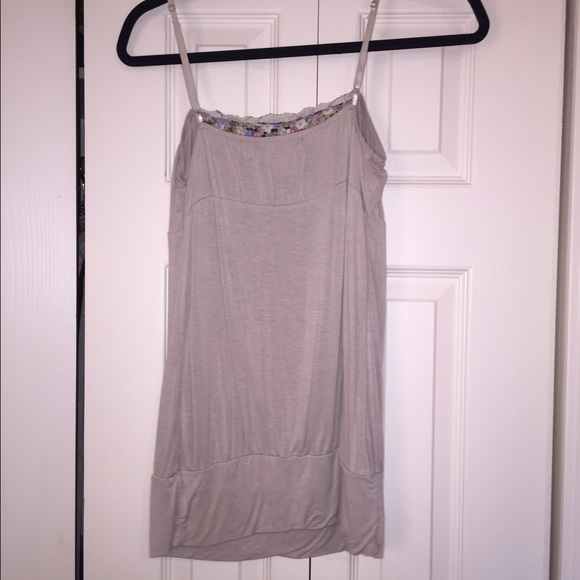 Grey top - Picture 2 of 2