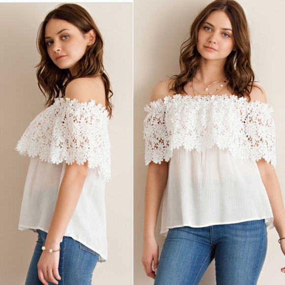 🔴SOLD🔴Daisy Crochet Off The Shoulder Blouse - Picture 3 of 4