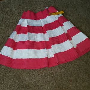 Coral and white skirt